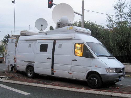 camion-tf1-lci-television-mobile.jpg