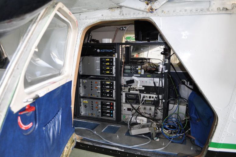Dispositif relais radio HF de l'avion pixair survey
