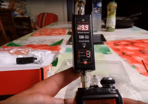 mauvaise mesure du tos sur un baofeng avec un surecom SW-33